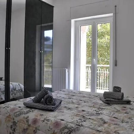 Basilicata Host To Host - Dina * Matera