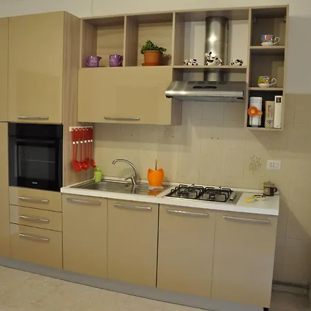 Basilicata Host To Host - Dina アパート