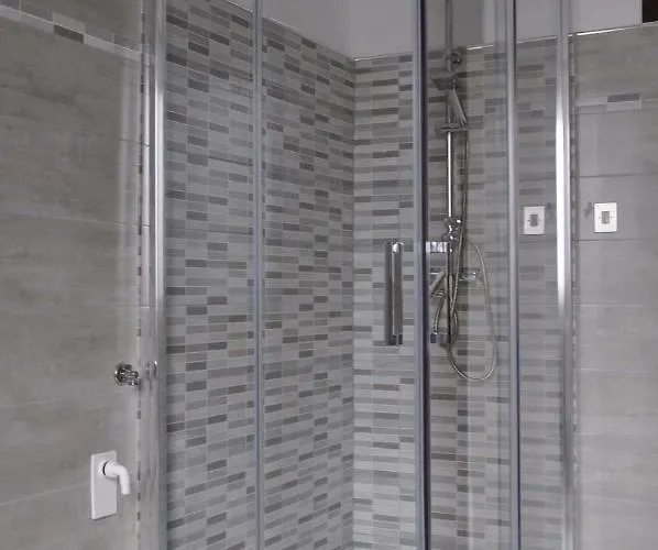 Basilicata Host To Host - Dina *